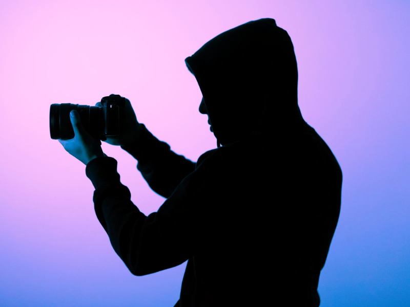 Framing a portrait at eye level